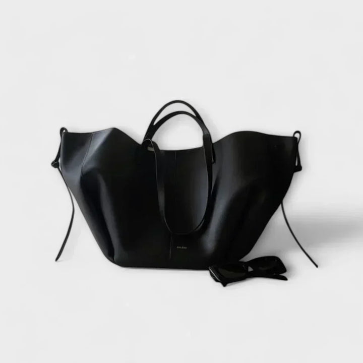 Lyvianne – Vintage Tote Bag