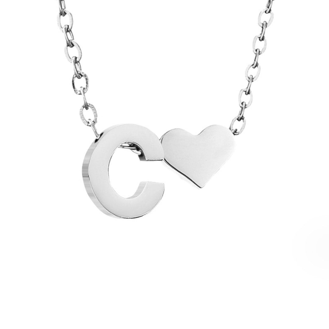 YAHNA | BREV INITIAL SILVER HÄNGSmycke
